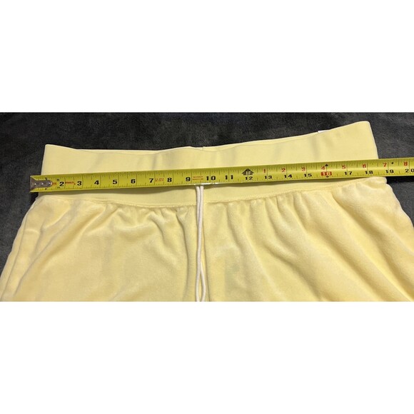 XL Nike Sportswear Terry Cloth PE Shorts Citron Tint Wheat Gold Women’s - Picture 9 of 10